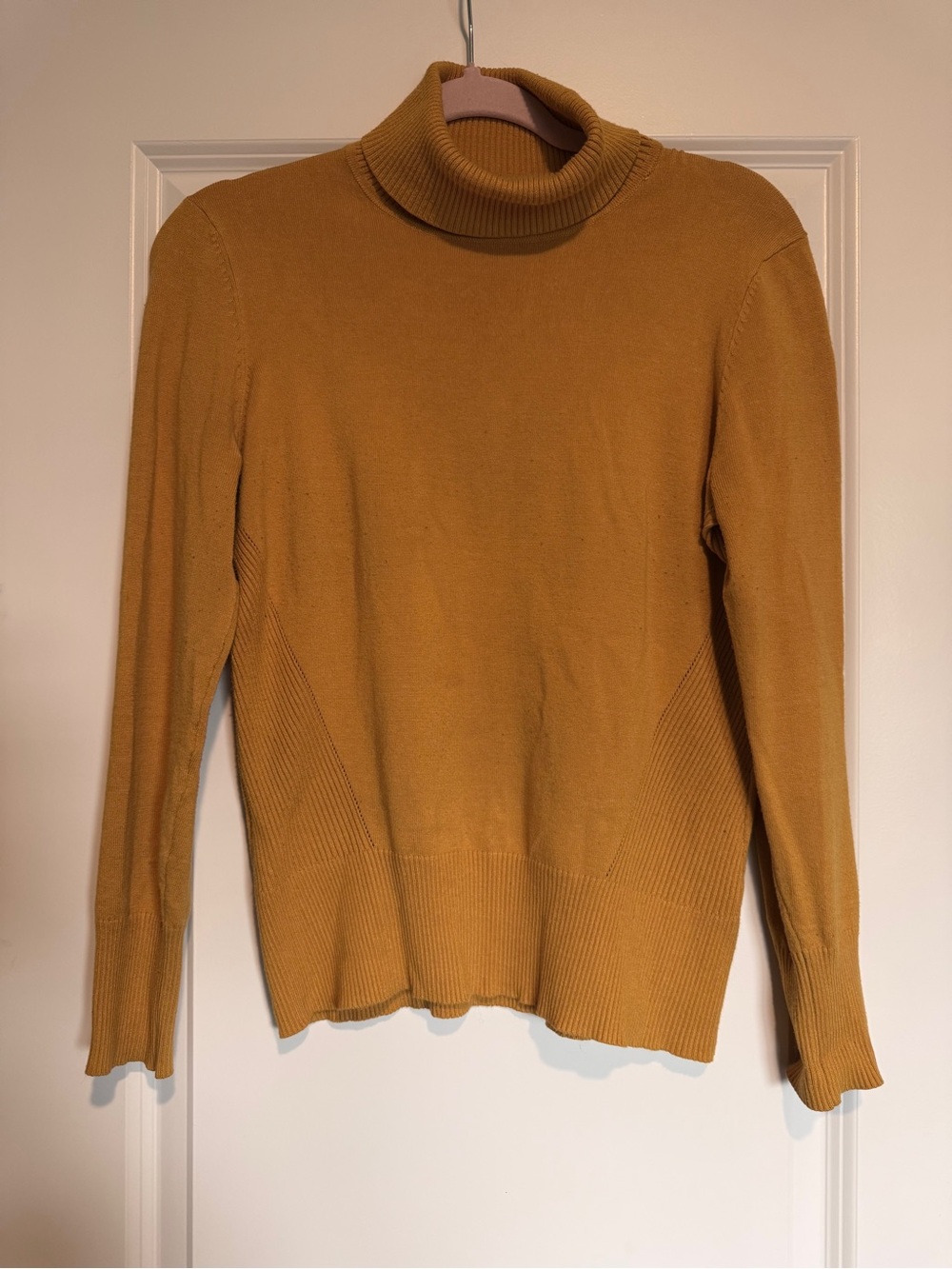Cable & Gauge Mustard Turtleneck Sweater